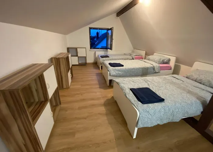 Flussnaehe Dreierwohnung