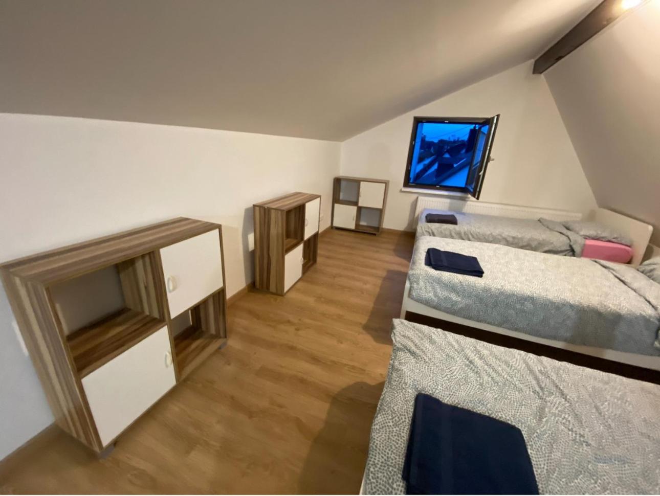 Apartment Flussnaehe Dreierwohnung *